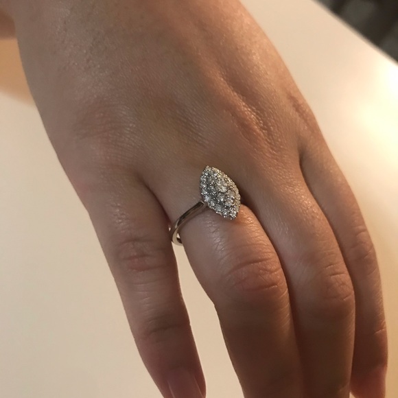 14k White Gold Ring 💥24 HR Special💥 - Picture 1 of 8